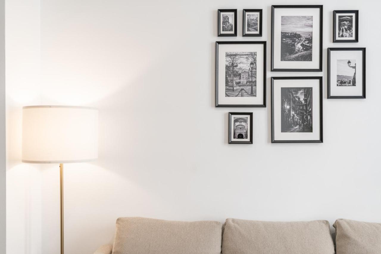 Moderno Apartamento Centro De Granada 2 Buitenkant foto
