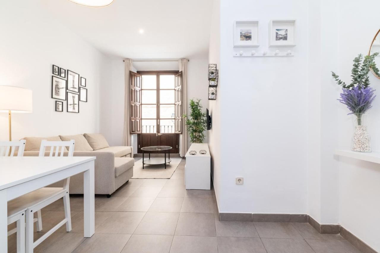 Moderno Apartamento Centro De Granada 2 Buitenkant foto